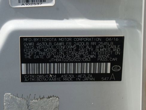 Used 2016 Lexus IS 200t RWD image 25