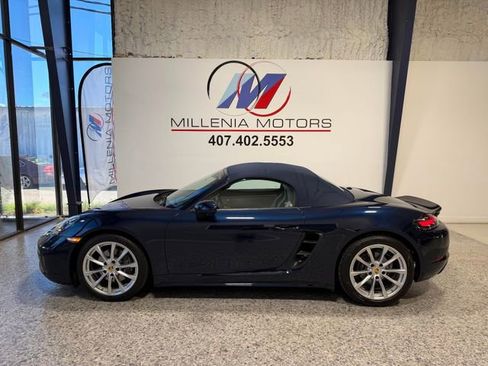 Used 2018 Porsche 718 Boxster RWD image 46