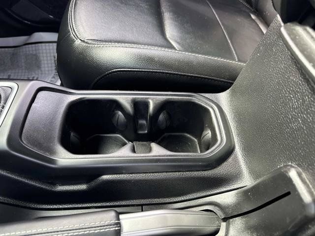 Used 2018 Jeep Wrangler Unlimited Sahara w/ Dual Top Group AWD/4WD image 41