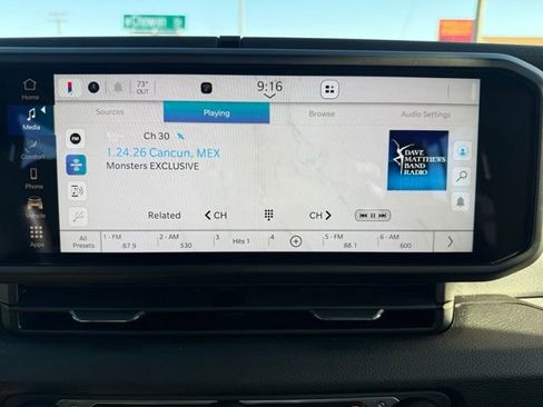 Used 2024 Jeep Gladiator Sport image 18