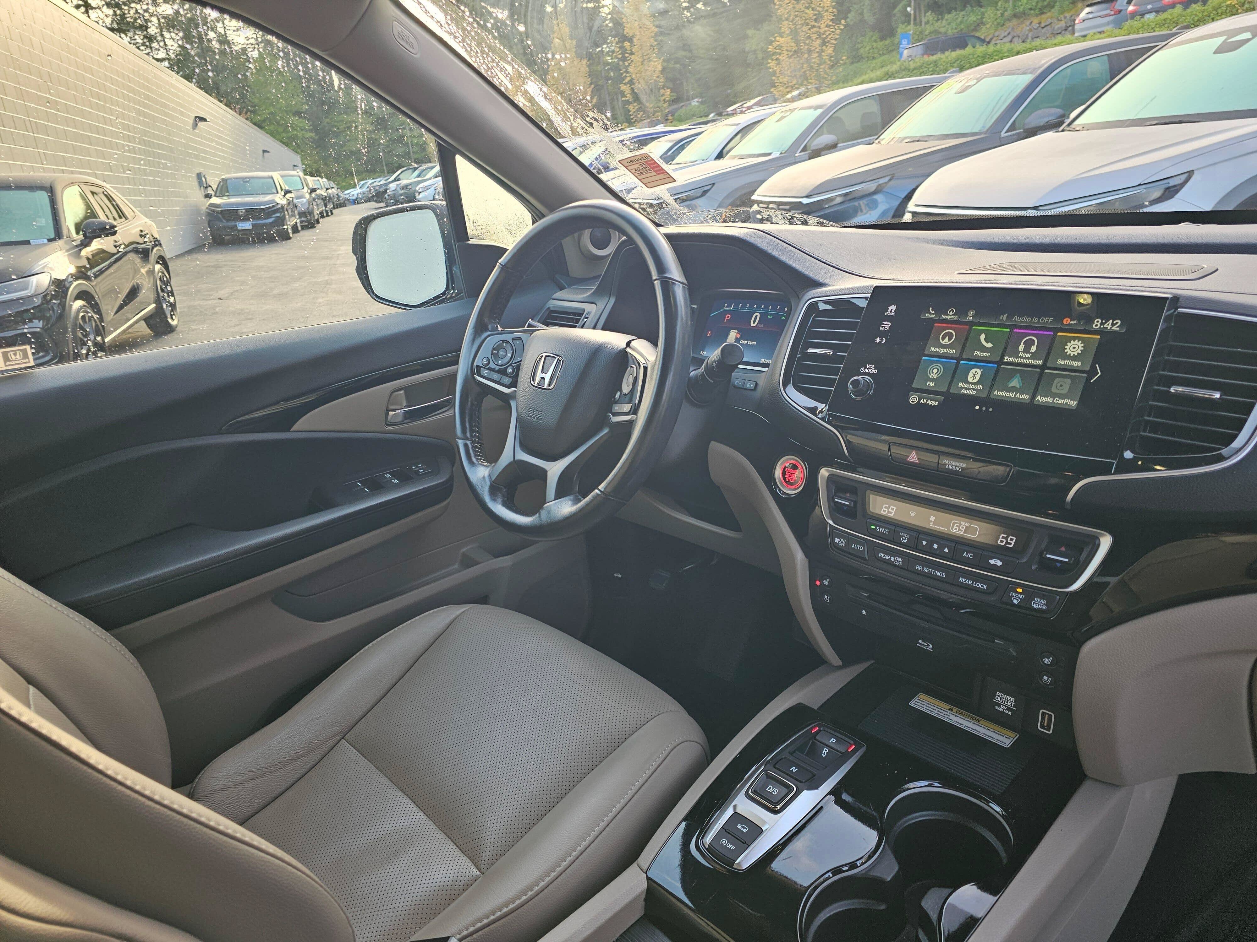 Used 2022 Honda Pilot Elite image 10