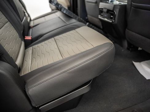 New 2026 Chevrolet Silverado 1500 ZR2 w/ LPO, Dark Essentials Package AWD/4WD image 32