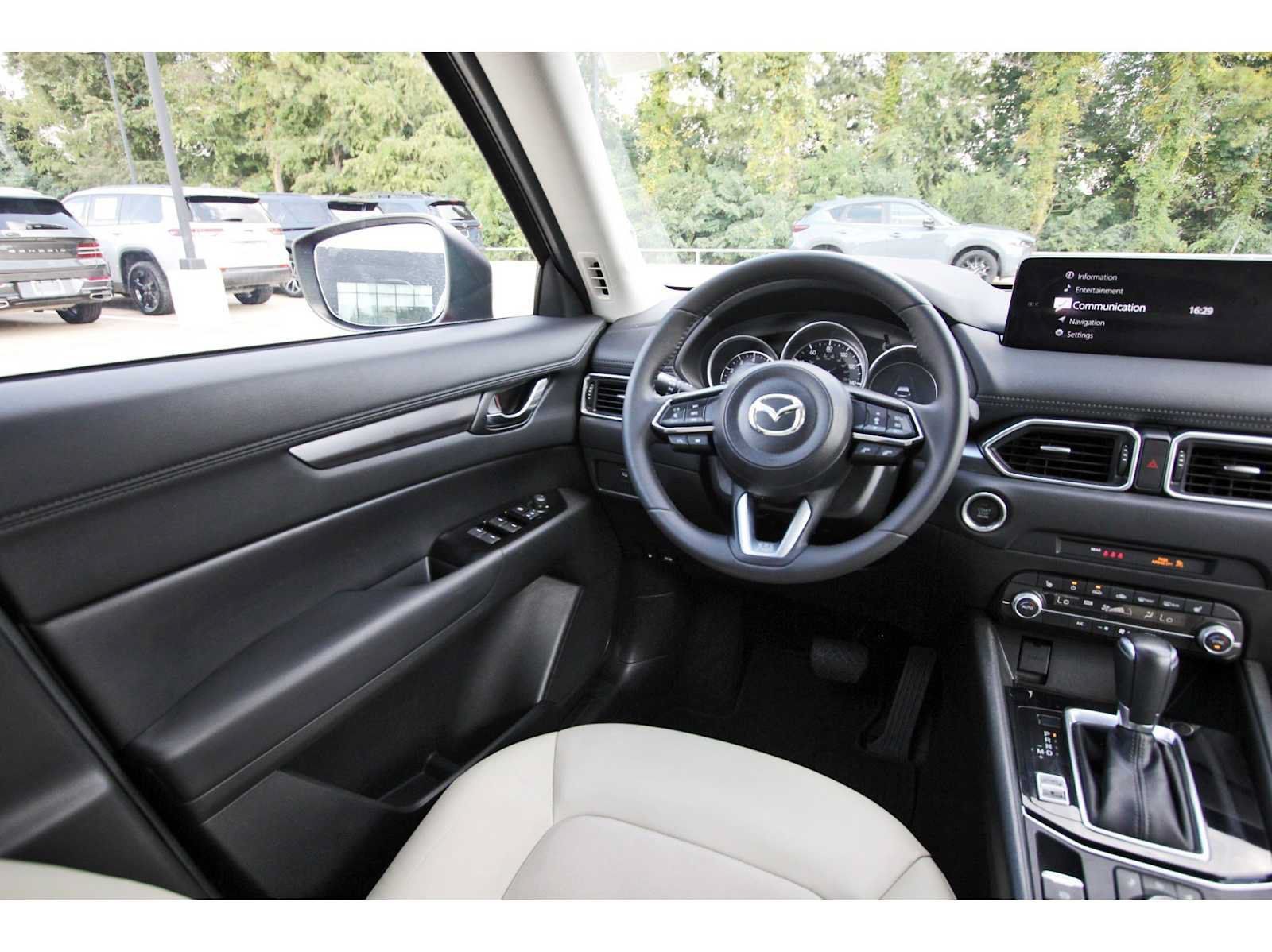 Used 2023 MAZDA CX-5 AWD 2.5 S w/ Select Package image 6