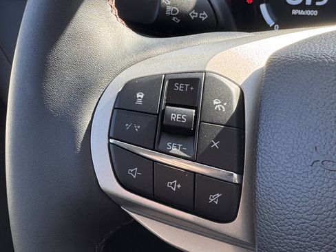 New 2026 Ford Explorer Active w/ Active Comfort Package image 10