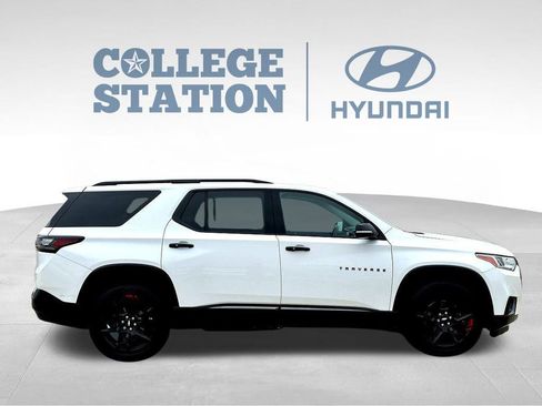 Used 2019 Chevrolet Traverse Premier w/ Redline Edition image 11