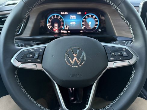 New 2026 Volkswagen Atlas SE image 13