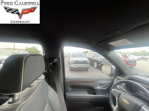 Used 2023 Chevrolet Tahoe Premier RWD image 15