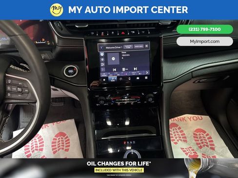 Used 2023 Jeep Grand Cherokee Altitude image 20