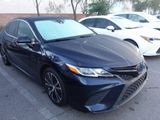 Used 2019 Toyota Camry SE image 2