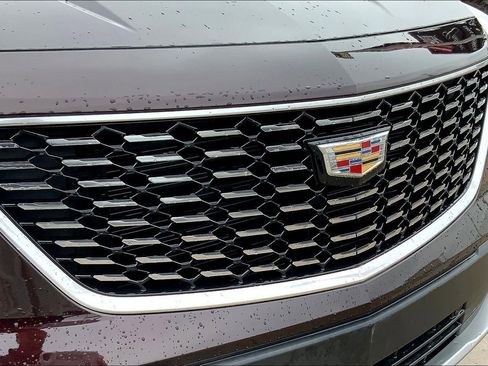 Used 2020 Cadillac XT4 Premium Luxury AWD/4WD image 29