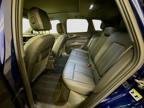 Used 2023 Audi Q4 e-tron Premium Plus w/ Premium Plus image 30