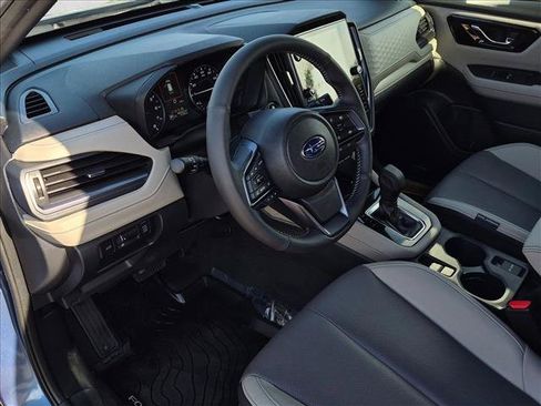 Used 2025 Subaru Forester Limited AWD/4WD image 10