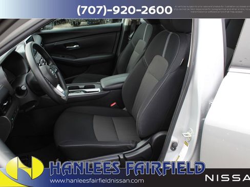 Used 2023 Nissan Sentra SV image 12