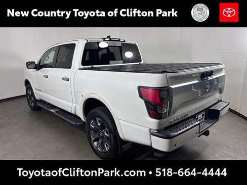 Used 2024 Nissan Titan Platinum Reserve w/ Moonroof Package AWD/4WD image 5