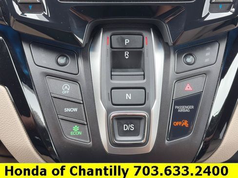 Certified 2024 Honda Odyssey Touring image 17