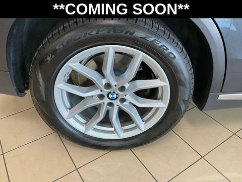 Used 2022 BMW X5 xDrive40i w/ Luxury Seating Package AWD/4WD image 7