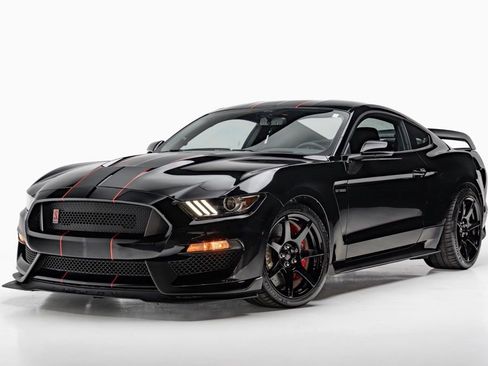Used 2018 Ford Mustang Shelby GT350R w/ Equipment Group 920A RWD image 4