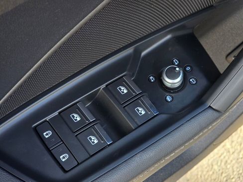 Used 2023 Audi A3 2.0T Premium image 34