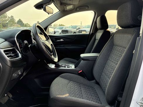 Used 2022 Chevrolet Equinox LT AWD/4WD image 13