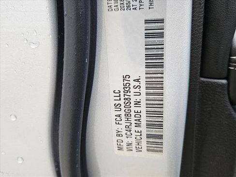 New 2025 Jeep Grand Cherokee Limited image 17