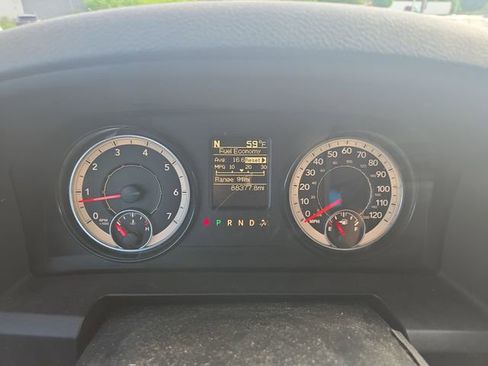 Used 2017 RAM 1500 Express w/ Black Ram 1500 Express Group AWD/4WD image 9