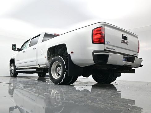 Used 2016 GMC Sierra 3500 Denali w/ Duramax Plus Package image 54