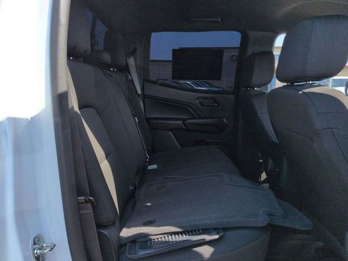 Used 2023 Chevrolet Colorado Trail Boss w/ Technology Package AWD/4WD image 28