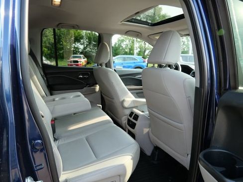 Used 2023 Honda Ridgeline RTL image 9