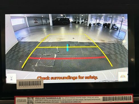 Used 2026 Toyota Camry SE w/ Convenience Package FWD image 34