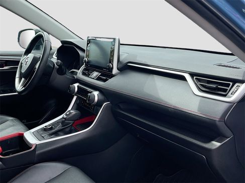 Used 2022 Toyota RAV4 TRD Off-Road image 29