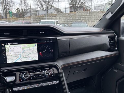 Used 2023 GMC Sierra 1500 AT4 w/ AT4 Premium Package image 26