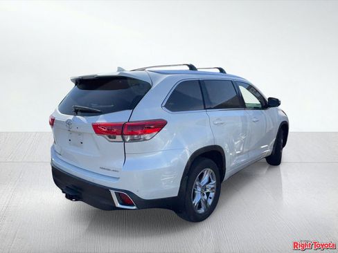 Used 2019 Toyota Highlander Limited image 4