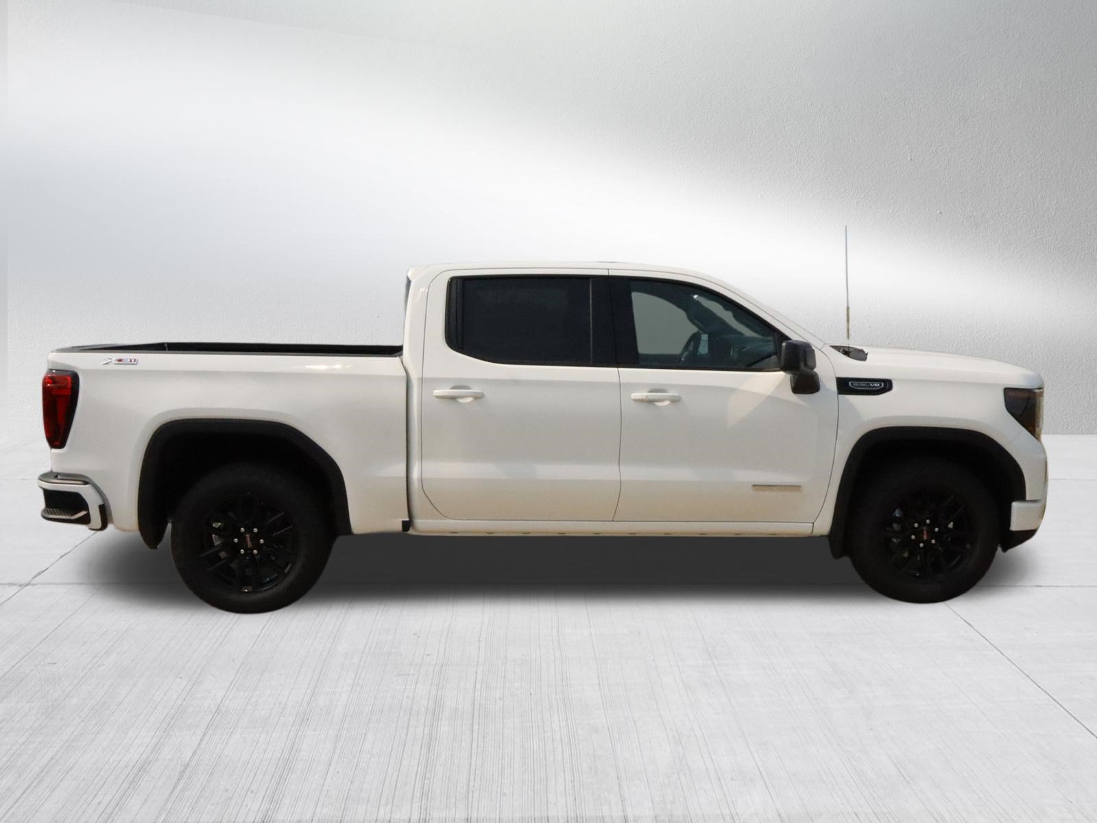 New 2026 GMC Sierra 1500 Elevation AWD/4WD image 8