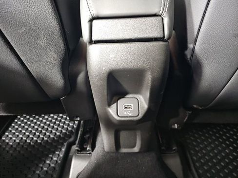 Certified 2023 Jeep Renegade Limited w/ Limited Elite Group image 14