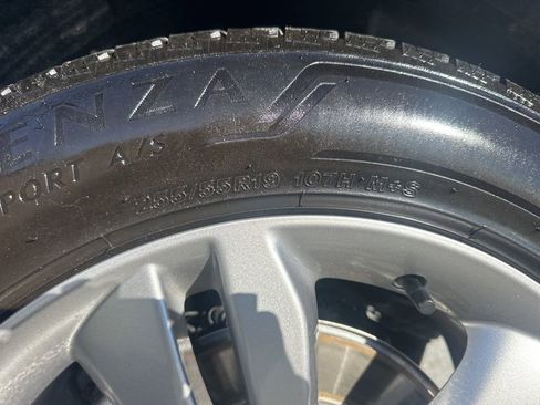 Used 2025 Acura MDX FWD image 34