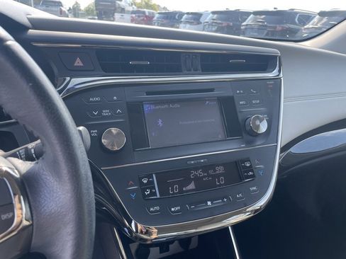 Used 2014 Toyota Avalon XLE image 14
