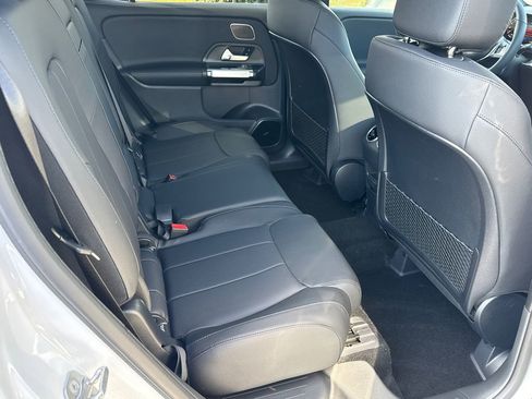 New 2026 Mercedes-Benz GLB 250 image 14