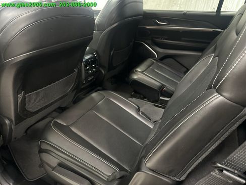 Used 2022 Jeep Grand Cherokee L Limited w/ Luxury Tech Group II AWD/4WD image 9
