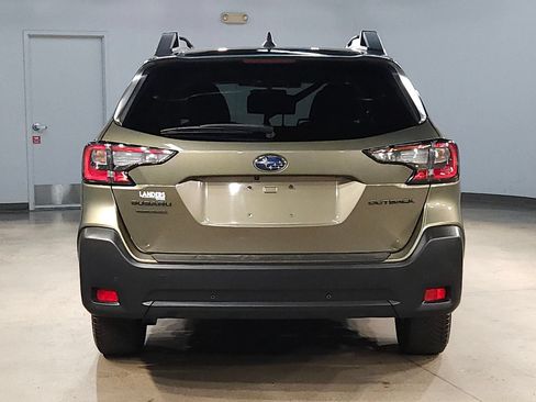Used 2024 Subaru Outback Onyx Edition AWD/4WD image 6
