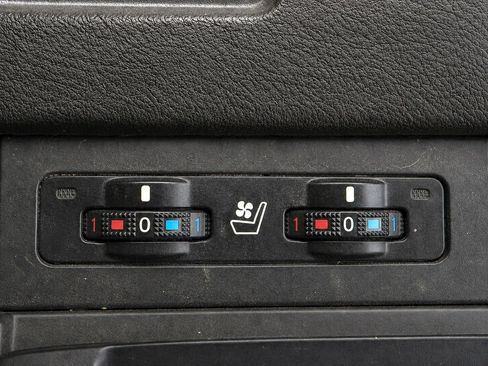 Used 2013 Lexus RX 450h AWD image 24