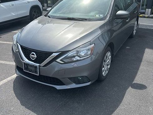 Used 2016 Nissan Sentra SV w/ Driver's Assist Package FWD image 1