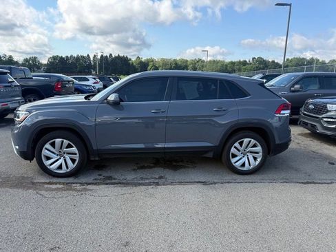 Used 2022 Volkswagen Atlas Cross Sport SE AWD/4WD image 17