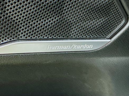 Used 2023 Hyundai Santa Fe SEL w/ Premium Package image 4