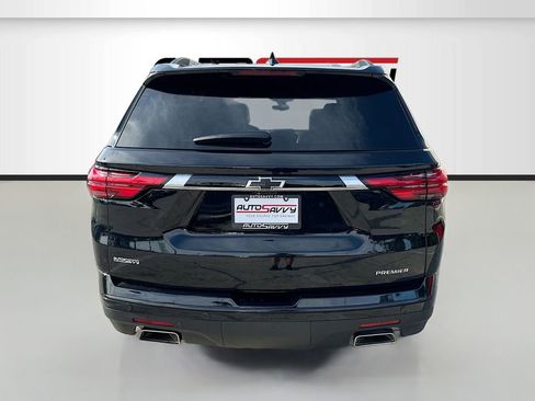 Used 2023 Chevrolet Traverse Premier w/ LPO, Floor Liner Package AWD/4WD image 6