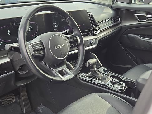 Certified 2023 Kia Sportage EX image 18