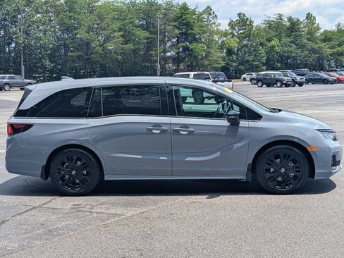 Used 2026 Honda Odyssey Sport-L image 8