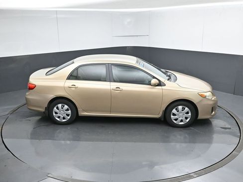 Used 2011 Toyota Corolla LE FWD image 48