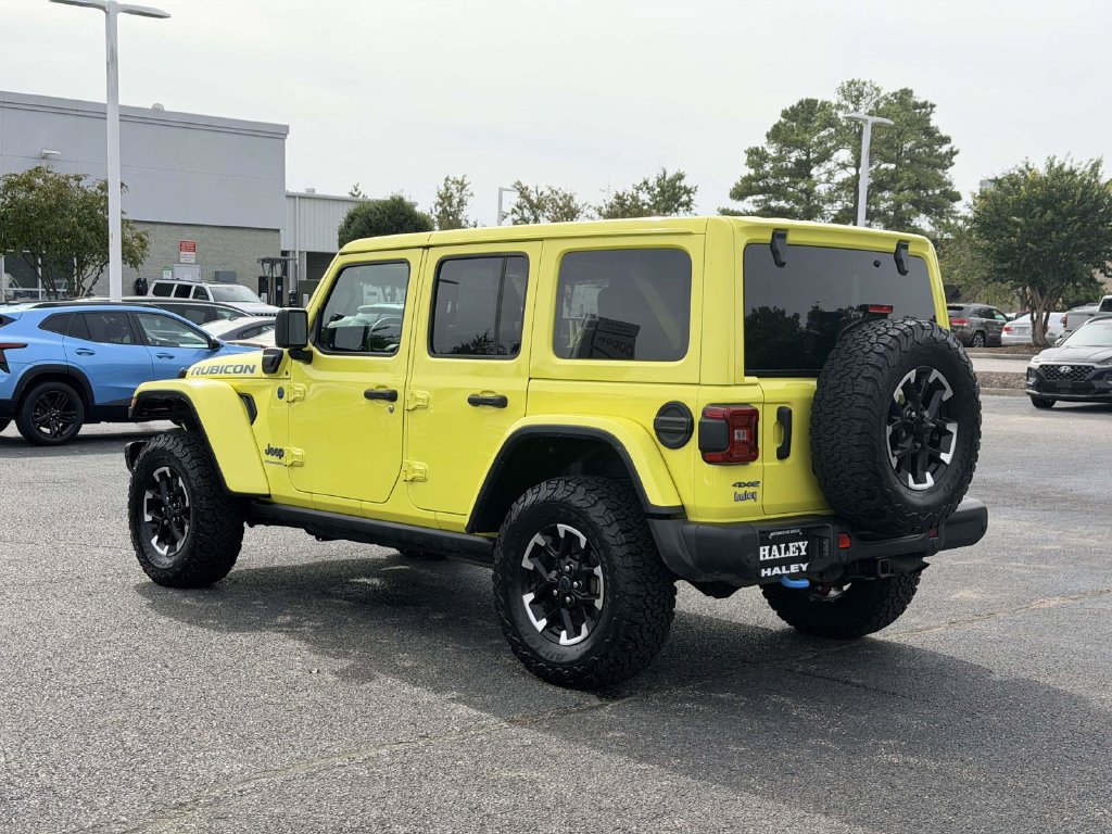 Used 2024 Jeep Wrangler Unlimited Rubicon 4xe AWD/4WD image 4