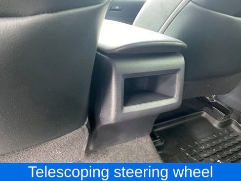 Used 2019 Toyota Camry SE image 17