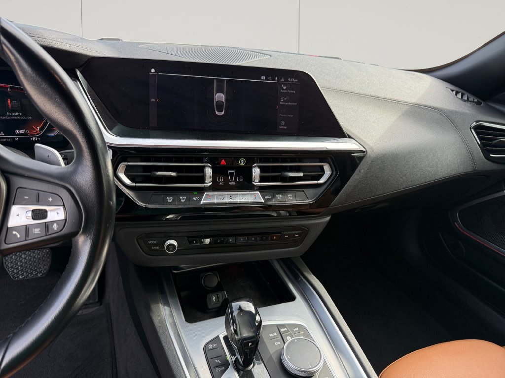 Used 2021 BMW Z4 sDrive30i w/ Convenience Package RWD image 12
